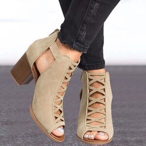 Peep Toe Ankle Bootie! Criss Cross Faux Suede Design. BOHO Heeled Platform Boot